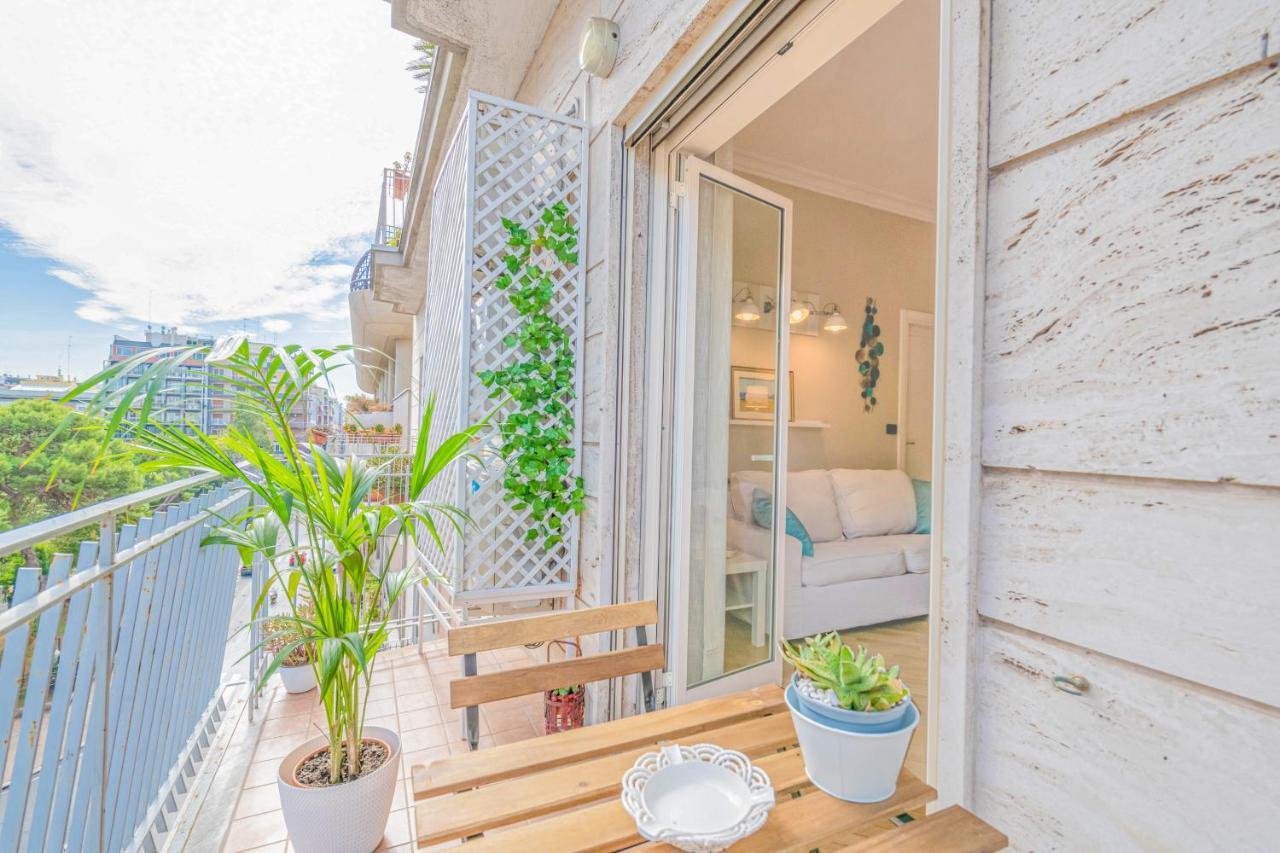 בארי Modern Apartment To Relax In The City Center מראה חיצוני תמונה