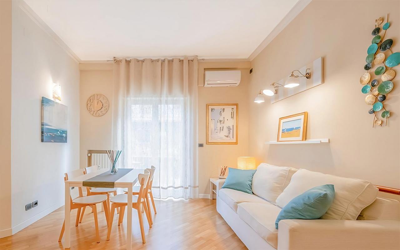 בארי Modern Apartment To Relax In The City Center מראה חיצוני תמונה